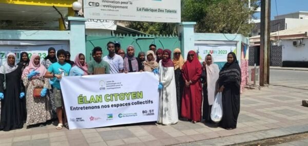 Le-CTID-lance-le-programme-Elan-Citoyen-pour-lentretien-des-espaces-publics-a-Djibouti-2-696x285